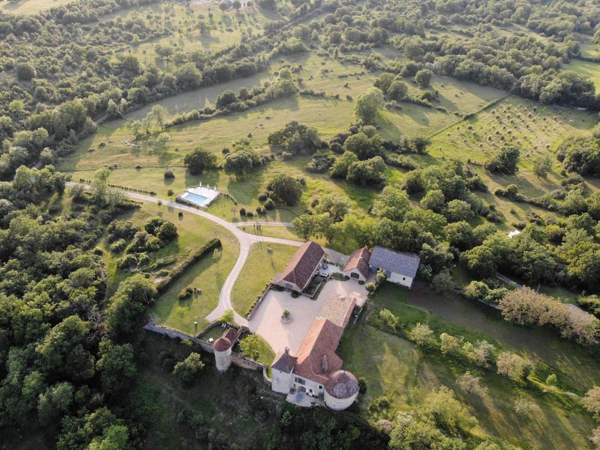 Gite 8 Pers Du Chateau De Cantecor Alvignac Esterno foto
